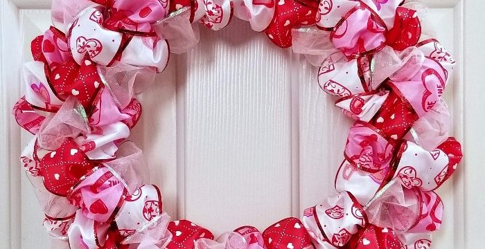 Gorgeous Ribbon Loop Wreath