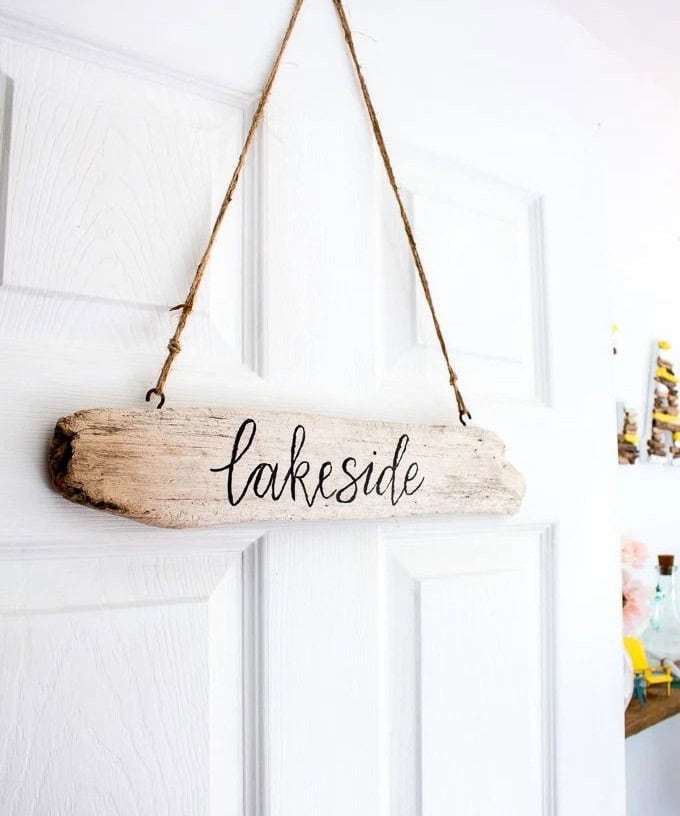 DIY Driftwood Sign