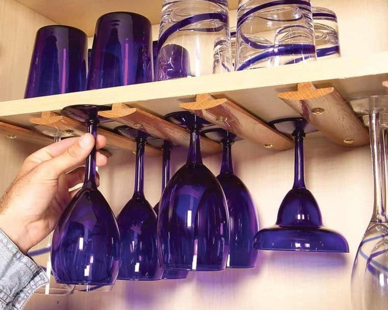 T-Molding for Stemware